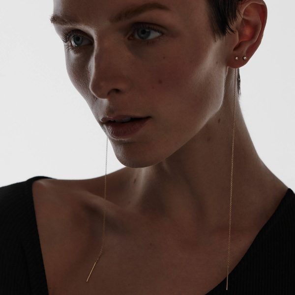 eliza_weiss_diamond_solitaire_18k_gold_01 'pure long diamond' | Ohrring | 18kt Gold – Bild 6