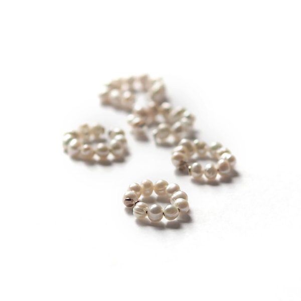 elizaweiss_earcuff_pearl_gold_04 'pearl' earcuff – Bild 4