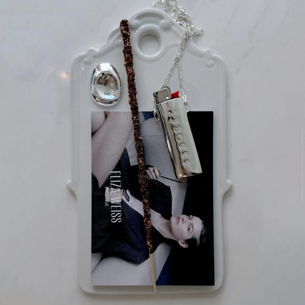 elizaweiss_feuerzeug_huelle_silber_14 INCENSE | Räucherstäbchen und Halter – Bild 7