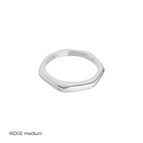 elizaweiss_ring_ridge_medium_silber_02 'hexagon & ridge' | Ring | Silber – Bild 3