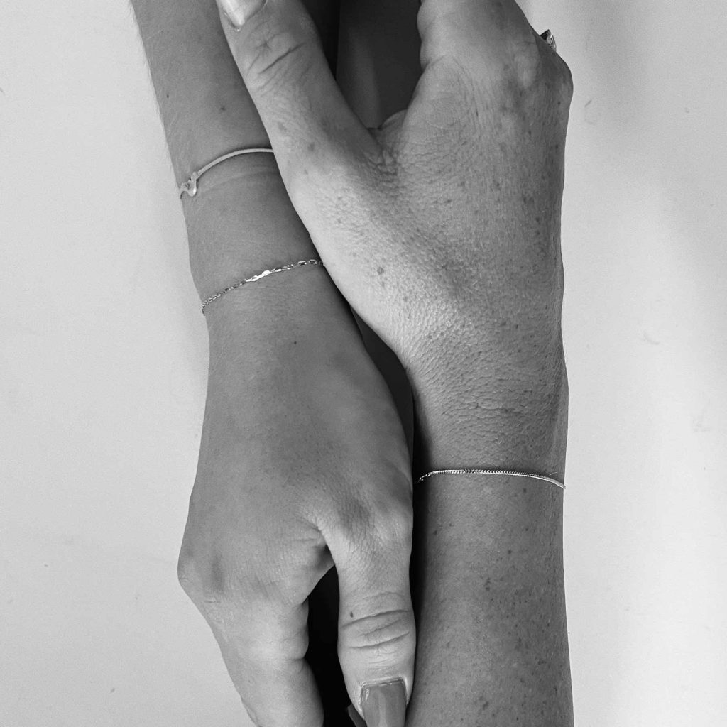 elizaweiss_linked_permanent_Armband_26